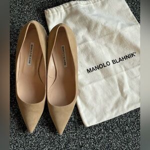 Manolo  Blahnik Tan suede BB pumps 40 1/2